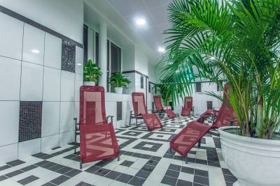 Braavo Spa Hotel Tallinna vanha kaupunki vesipuisto kylpylä Spa tuolit rentoutuminen ABC matkatoimisto