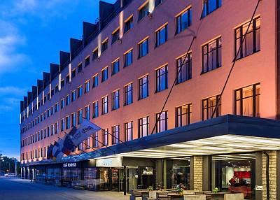 Park Inn by Radisson Central Tallinn Tallinna hotellivaraus huonevaraus booking hotellitarjous ABC matkatoimisto
