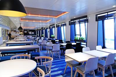 Laivalla Helsingistä Tallinnaan Tallink Silja shuttle Ms Megastar autopaketti moottoripyörällä reittimatka ruokailu ravintola ABC matkatoimisto