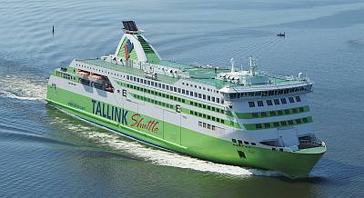 Laivalla Helsingistä Tallinnaan Tallink Silja shuttle Ms Star autopaketti moottoripyörällä reittimatka buffet Hytti ABC matkatoimisto