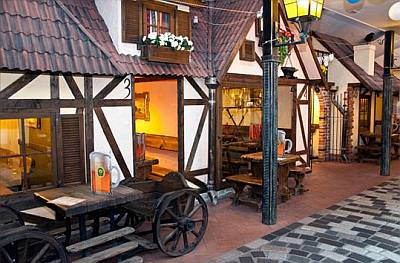 Beerhouse panimoravintola Tallinna vanha kaupunki olutravintola olutmaistajaiset Tyky kesäjuhla kesäpäivä ABC  matkatoimisto