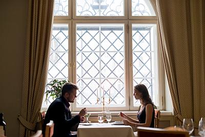 Scheeli ravintola Tallinna vanha kaupunki romanttinen jugend tyky virkistyspäivä kesäpäivä kesäjuhla ryhmäruokailu illanvietto  Pikkujoulu ABC matkatoimisto